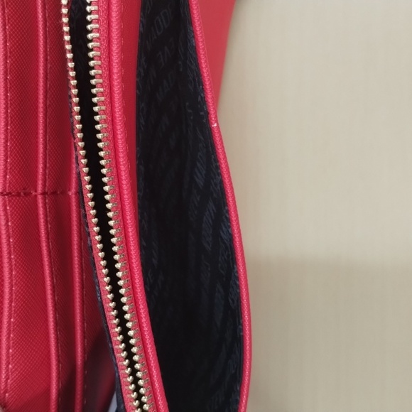 Steve Madden red crossbody clutch purse adjustable detachable strap 8 x 5 - Picture 9 of 11